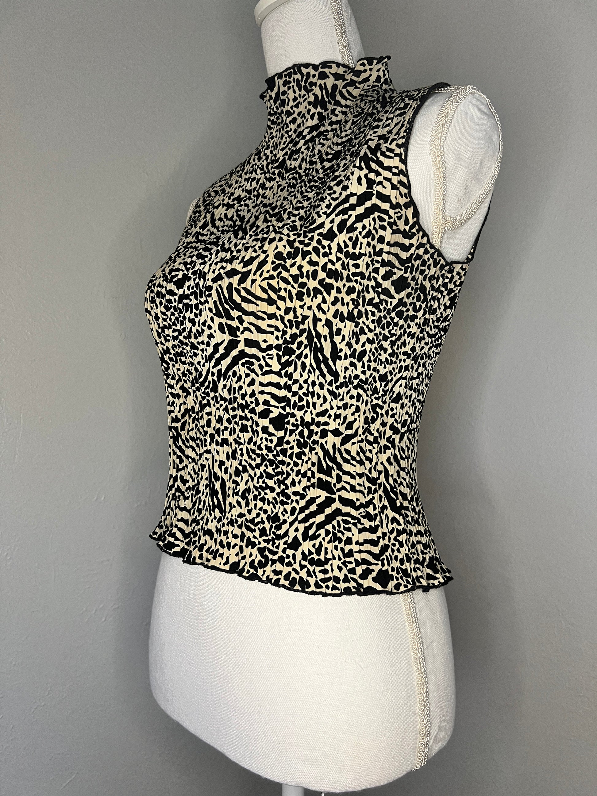 Vintage '90s High Neck Sleeveless Animal Print Blouse - M/L - Cheetah